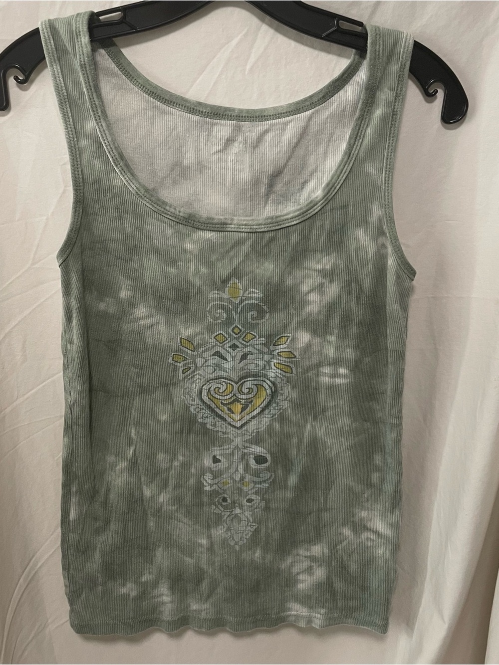 y2k Sleeveless Sage Tie-Dye Tank Top with Heart Detail